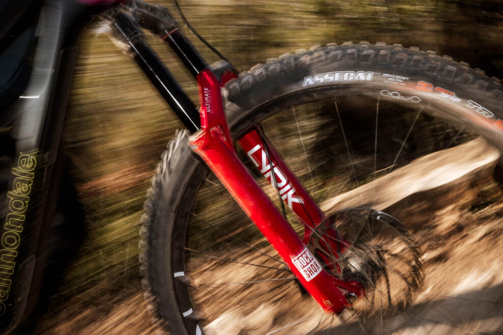 RockShox v&yacute;razne prepracoval vidlicu Lyrik a vracia verziu so zdvihom 170 mm