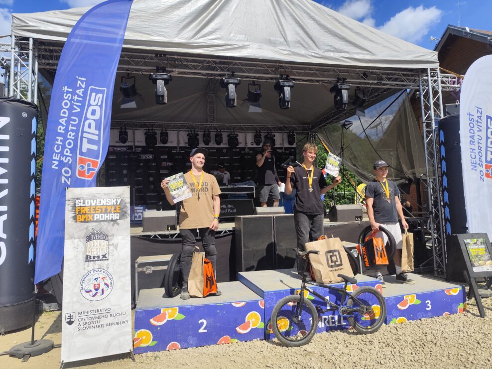 TIPOS Bikefest 2026: Junkride Slovenský pohár v dirt jumpe ovládli Adrián Sulan a Viktor Vadovič