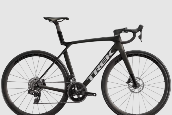 NAJŠPORT | Zľava týždňa: Cestný bicykel Trek Madone SL 6 AXS Gen 8 2025 kúpite teraz so zľavou až 1450 eur