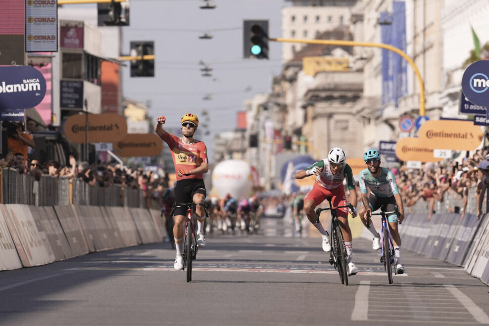 Giro d’Italia prinieslo veľké prekvapenie v Miláne, Fredrik Dversnes pripravil šprintérov o etapové víťazstvo