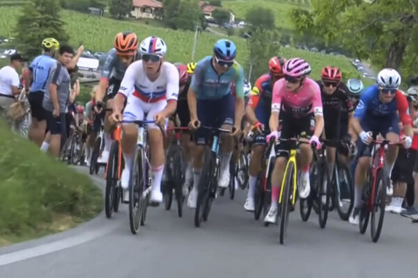 Lukáš Kubiš vybojoval svoje prvé umiestnenie v top10 na Giro d’Italia, v šprinte vyhral opäť Paul Magnier