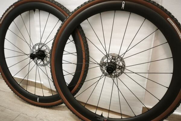 Nové 700C CSC UCI 700C gravel 1280g tubeless kolesá