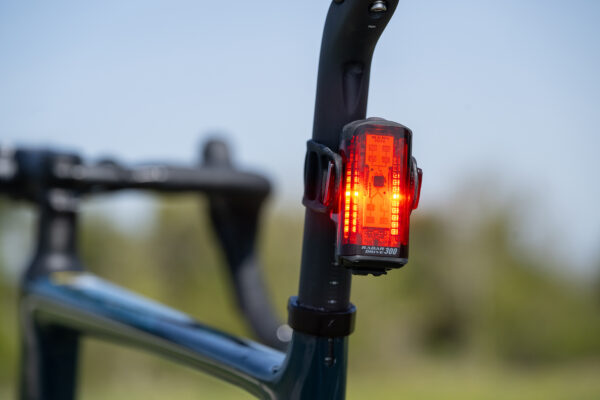 TEST | Lezyne Radar Drive Rear spája kvalitný radar s premysleným systémom osvetlenia