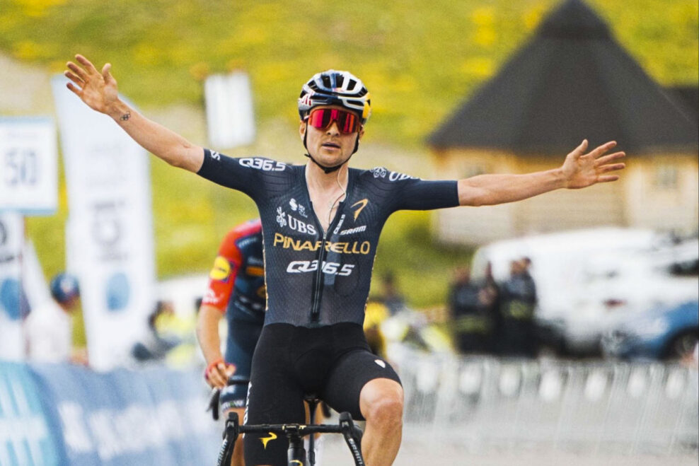 Tom Pidcock zvládol poslednú previerku pred Tour de France a vyhral horské preteky Andorra MoraBanc Clàssica