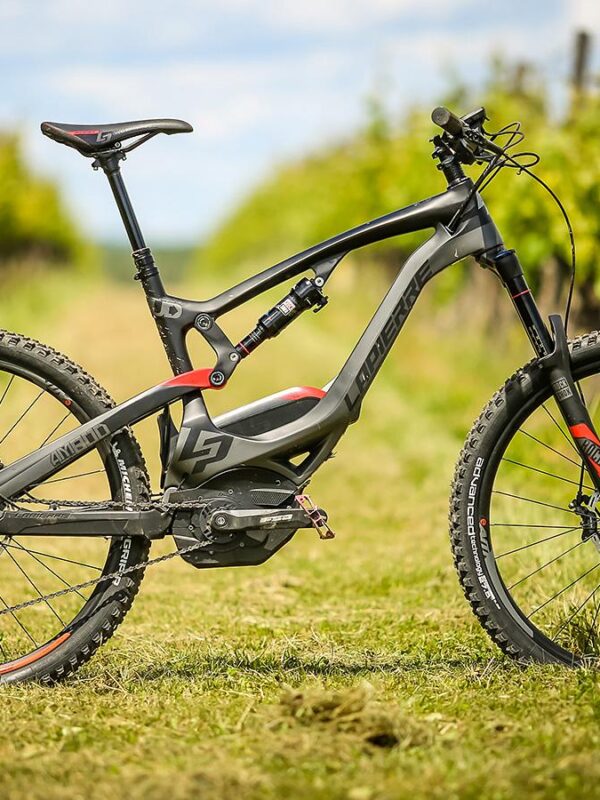 10 rokov evolúcie elektrobicyklov, ktoré navždy zmenili horskú cyklistiku