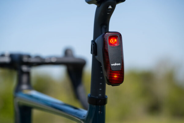 TEST | Wahoo Elemnt Trackr Radar je ambicióznym vstupom značky do sveta cyklistických radarov