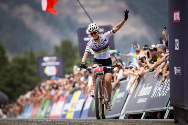 Jenny Rissveds vyhrala v Pal Arinsal aj XCO a upevnila si vedenie vo Svetovom pohári