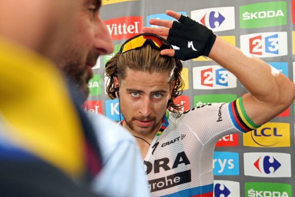 Peter Sagan na Tour de France 2017: Víťazstvo s vypnutým pedálom a kontroverzná diskvalifikácia po páde Cavendisha