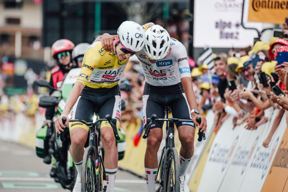 Tadej Pogačar sa na Alpe d’Huez zmenil na domestika: Pomôcť Del Torovi bola pre mňa česť