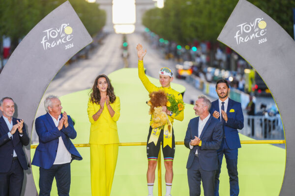 Sledujte naživo predstavenie trasy Tour de France 2027