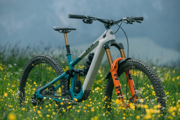 Yeti po 12 rokoch opúšťa Switch Infinity. Nový model LT prechádza na šesťprvkový systém Sixfinity