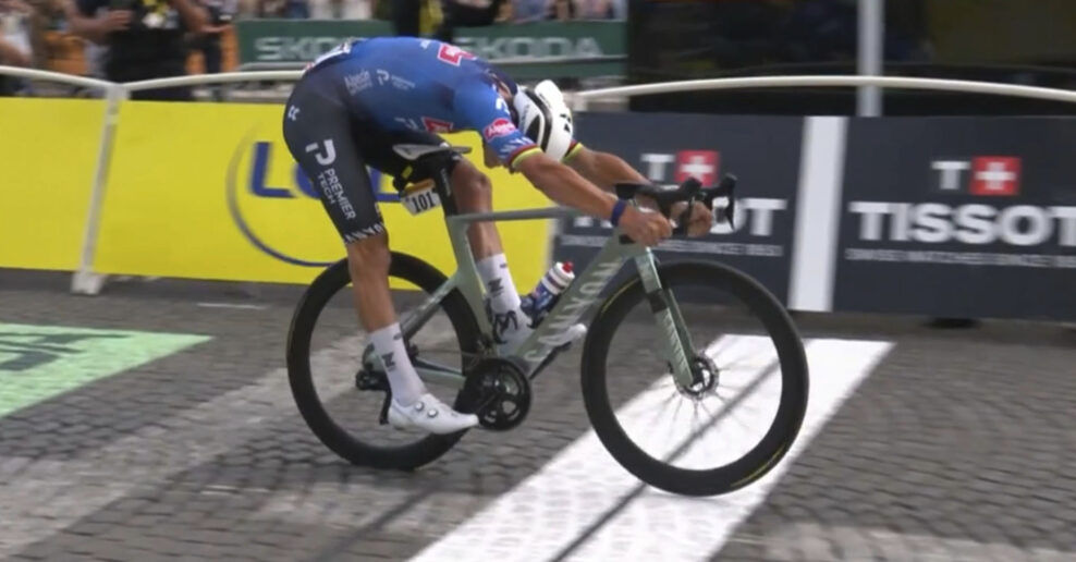 Výsledky 21. etapy Tour de France 2026