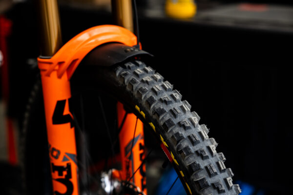 Maxxis predstavil nový plášť Minion DHX aj prepracovanú zjazdovú konštrukciu