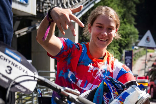 Simona Kuchyňková si po ďalšom páde zhoršila zranenie kolena, čaká ju operácia