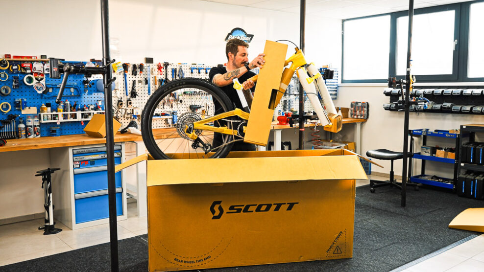 Cykloshop | Unboxing Scott Spark RC World Cup Evo 2027