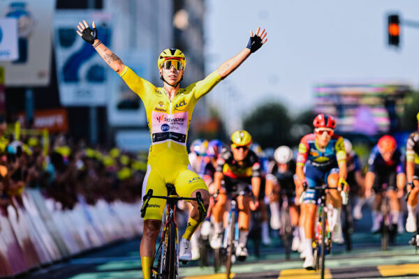 Lorena Wiebes potvrdila, že je najlepšia šprintérka na svete a v žltom drese vyhrala druhú etapu Tour de France Femmes