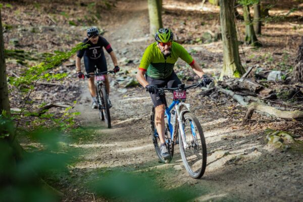 Registrácia na Garmin Bratislavský MTB maratón je v plnom prúde. Čo ponúknu ikonické preteky v Malých Karpatoch?