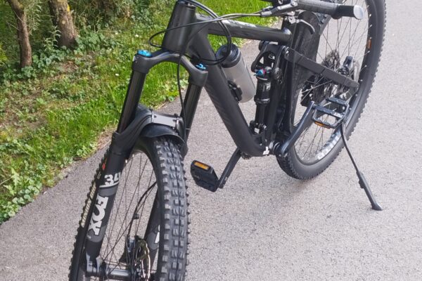 Horský bicykel GHOST RIOT TRAIL ESSENTIAL