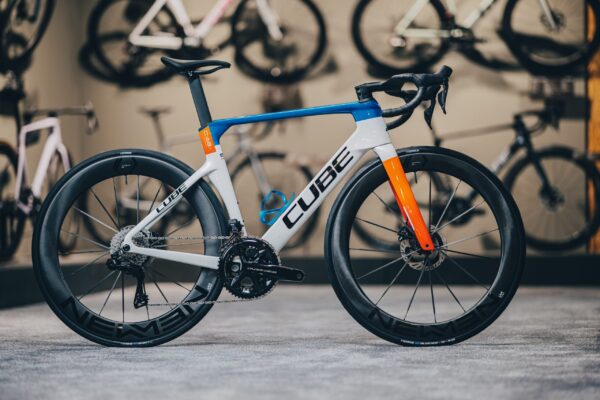 Nový Cube Litening Aero C:68X je rýchlejší o 10,4 wattu a je lacnejší ako všetky bicykle z Tour de France 2026