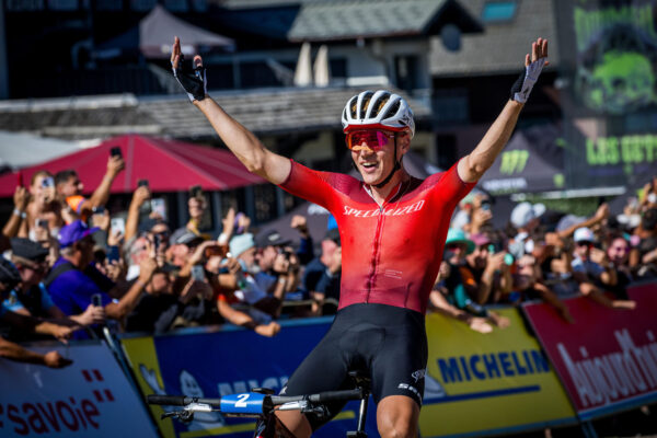 Kto je Adrien Boichis? Najnovšia hviezda MTB, ktorá sa nestratí ani na ceste
