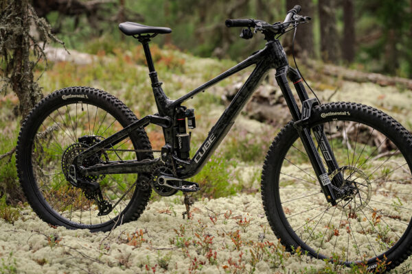 Cube predstavil nové enduro Fritzz s vysoko umiestneným čapom aj vynovené trailové a zjazdové bicykle