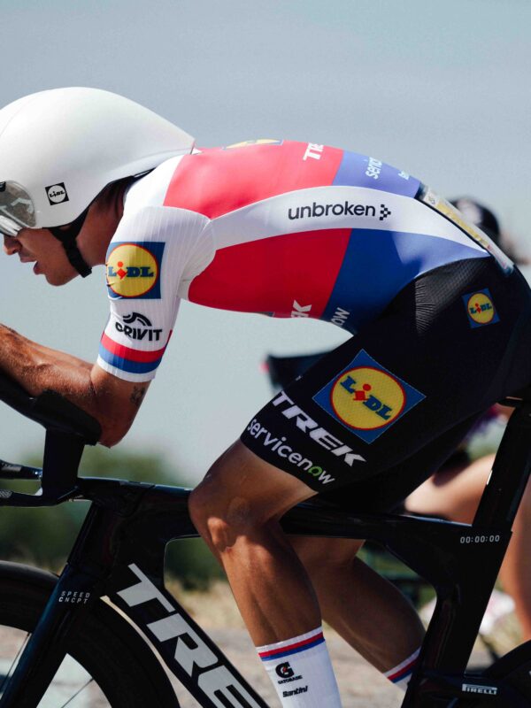 Mathias Vacek môže v časovke útočiť na medailu. Remco Evenepoel mieri za rekordným štvrtým titulom majstra sveta