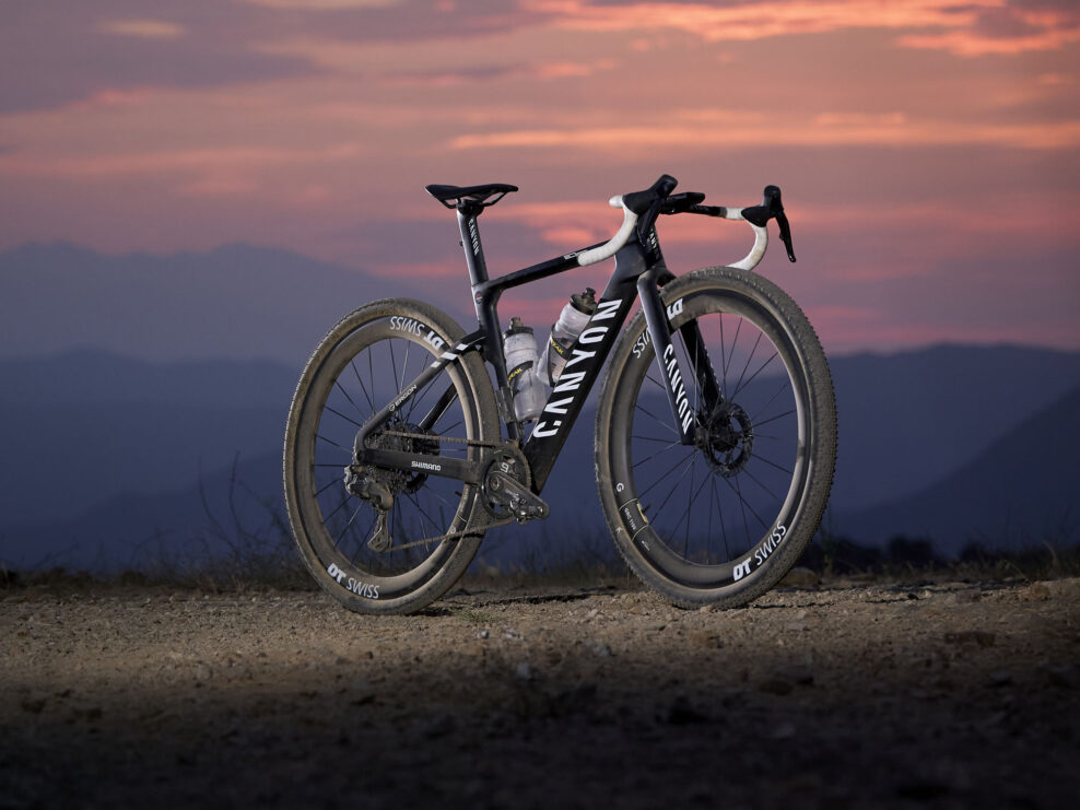 Canyon predstavil tretiu generáciu modelu Grail s väčším priestorom pre plášte a upravenou aerodynamikou