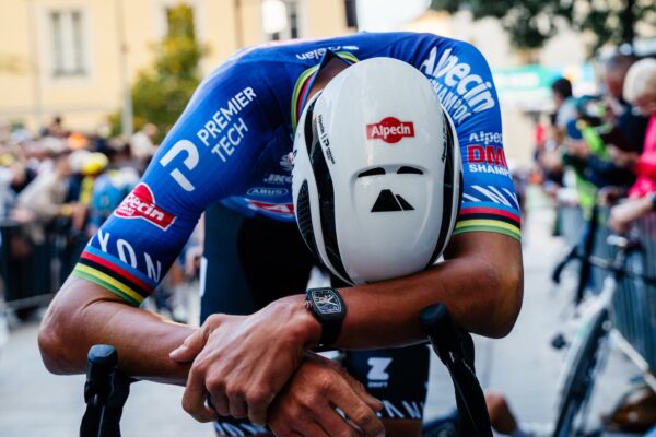 Mathieu van der Poel vyhral úvodnú etapu Okolo Luxemburska po útoku aj dlhom šprinte