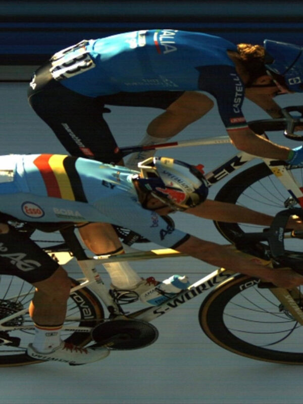 Remco Evenepoel vyhral majstrovstvá Európy po páde a extrémne tesnom šprinte