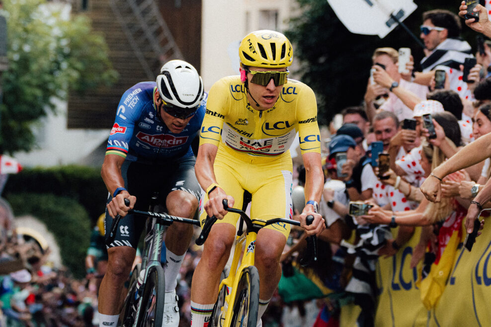 Detaily všetkých etáp Tour de France 2027 | Brutálna etapa v Pyrenejach, 71 kilometrov časoviek aj parížske finále cez Montmartre
