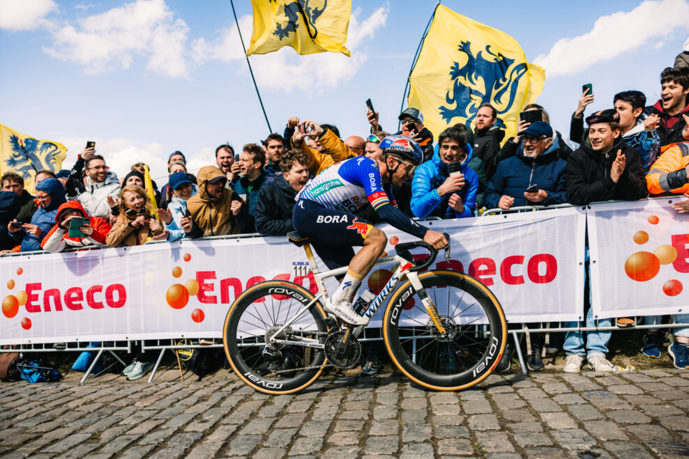 Predstaví sa Remco Evenepoel na Paríž-Roubaix 2027? Tím by jeho premiéru podporil