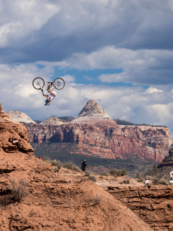 Robin Goomes ako prvá v histórii vyhrala Red Bull Rampage trikrát za sebou