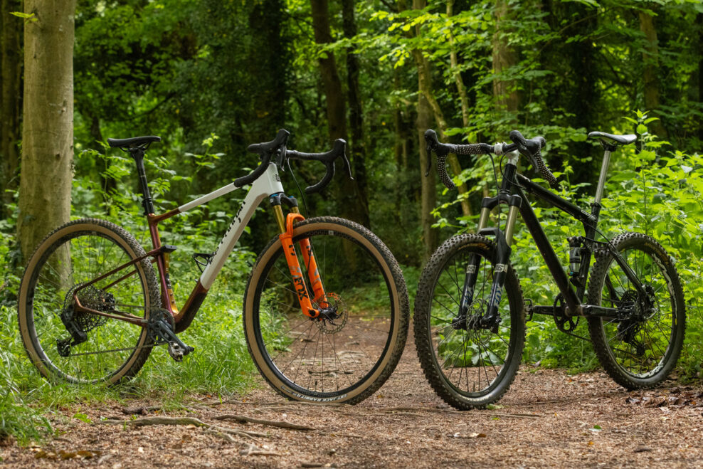 Sú gravelové bicykle iba horské bicykle z 90. rokov? Prestavali sme staré MTB a porovnali ho s moderným gravelom