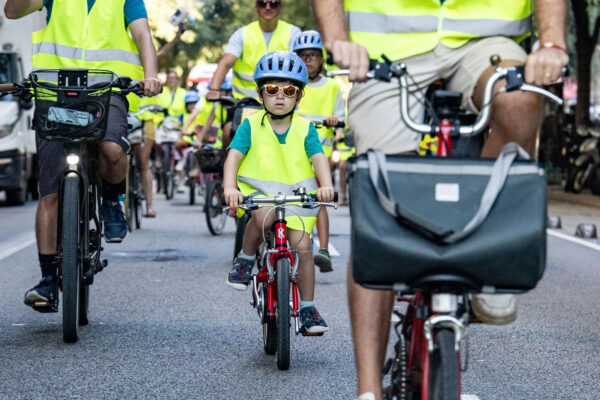 Školské cyklobusy môžu získať podporu až 1 000 eur, Shimano a BYCS prijímajú aj projekty zo Slovenska