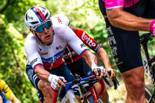 Lukáš Kubiš skončil šiesty na Cholet Agglo Tour. V šprinte o piate miesto ho zdolal jediný súper