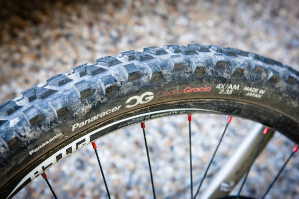 Test: Plášte Panaracer 4X/AM 2,35