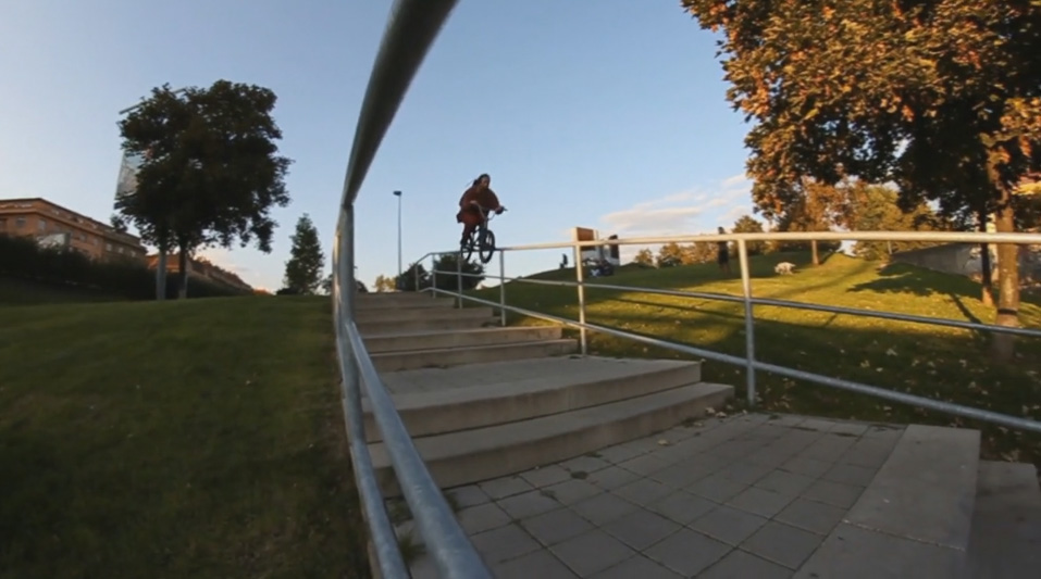 Video: Ludov part od Streetlife