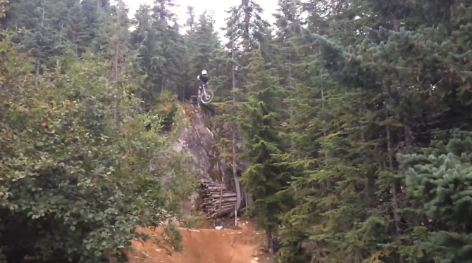 Video: Jaws objavuje Kanadu