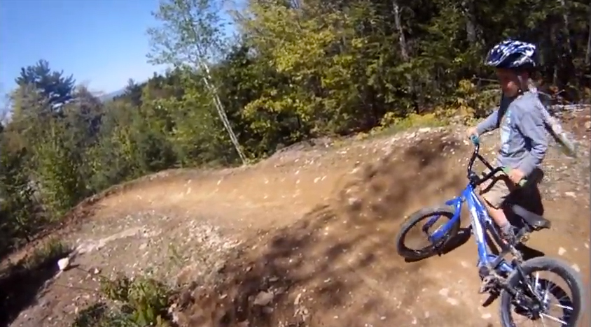 Video: Štvorročný dávač