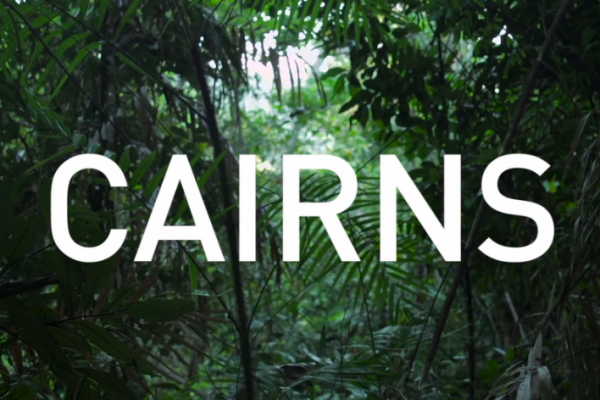 Ako Bryn vyplienil Cairns