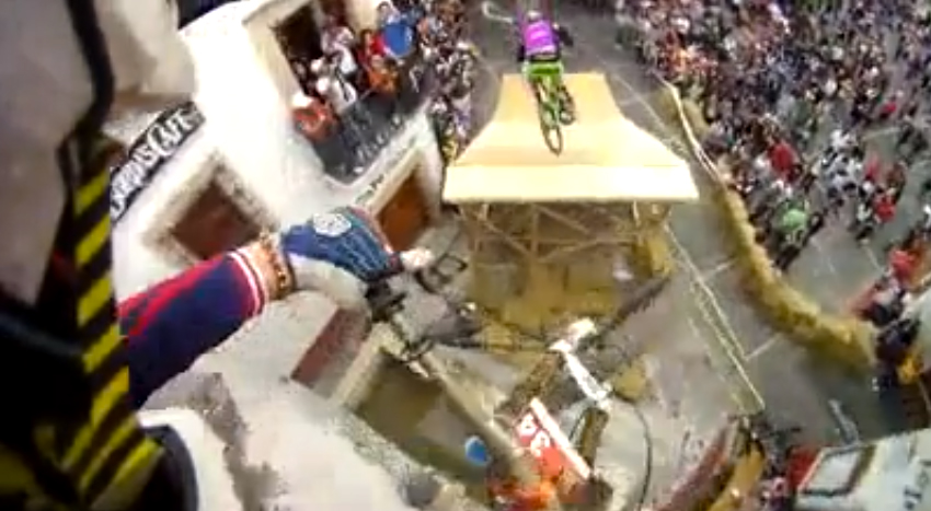 Video: Brendan Fairclough na Downhill Taxco 2012