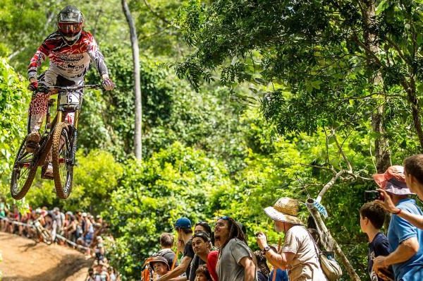 Replay: WC DH #2 – Cairns