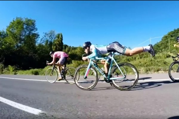 Načo pedálovať, radšej supermana