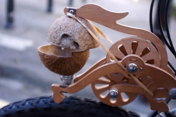 Urobte si z bicykla koníka! Trotify!