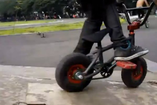 Video: Mini bike BMX