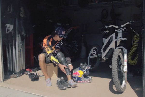 Video: Ronnie Renner’s Stealth Electric DH bike