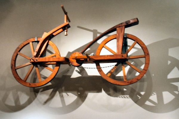 História: Prvý bicykel?