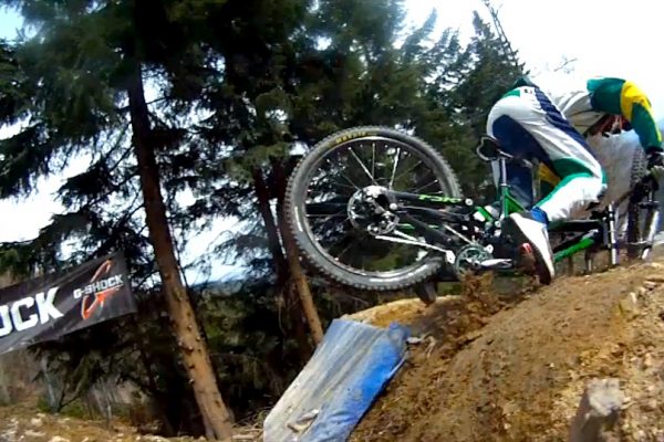 Video: Downhill Contest #1 – Wisła: crash