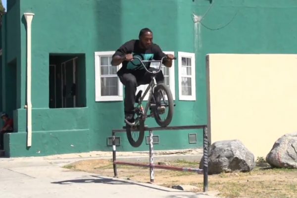 Gabe Brooks Vám naservíruje poriadnu porciu swagu
