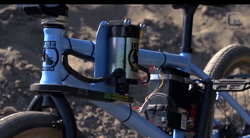 Video: Bike, ktorý točí barspiny na diaľkové ovládanie